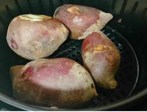 空气炸锅烤红薯要多少温度和时间（空气炸锅烤红薯）